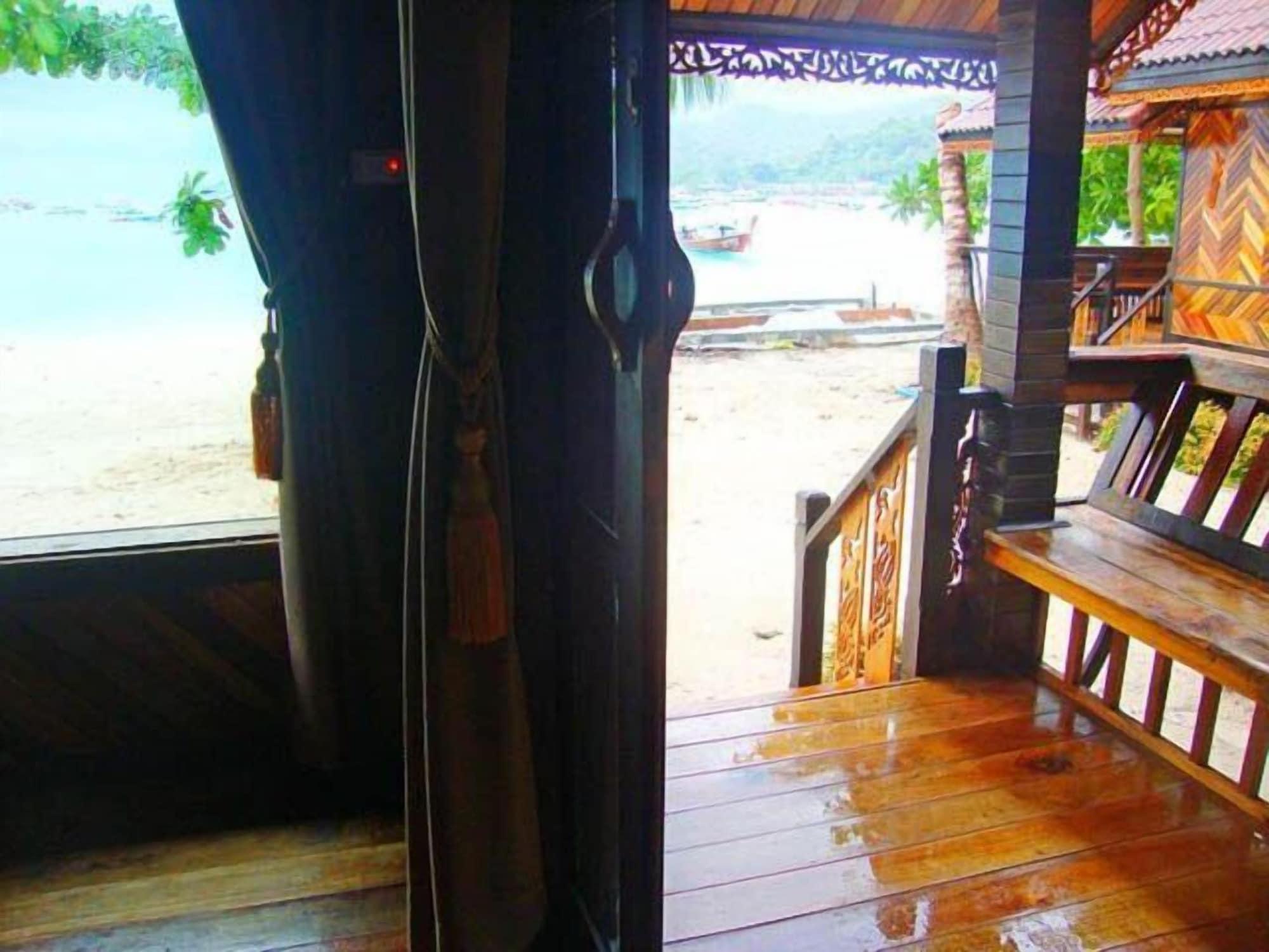 皮皮沙海景度假村 皮皮岛 外观 照片